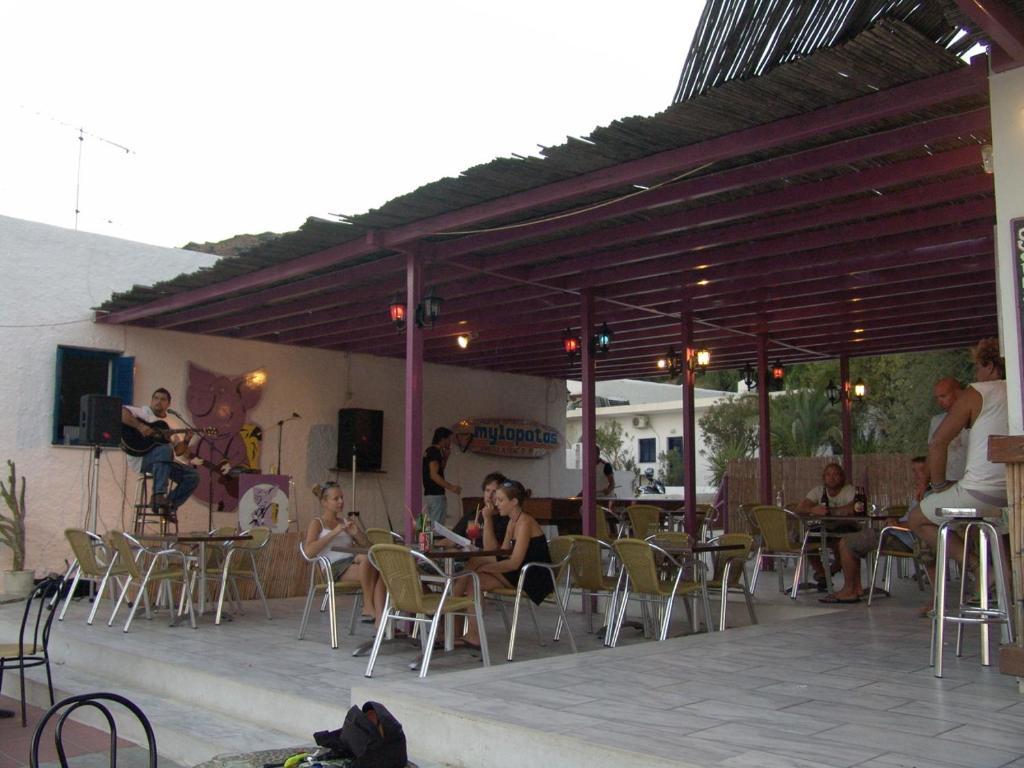 Purple Pig Stars Camping & Bungalows Mylopotas Extérieur photo